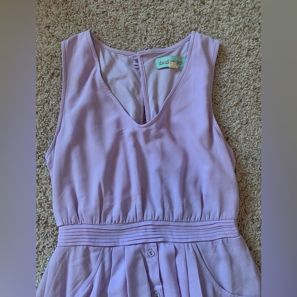 Pretty purple dress - Picture 2 of 7